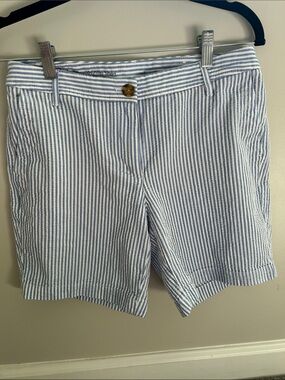 Talbots 2 Women's Seersucker Striped Shorts - Blue/White
